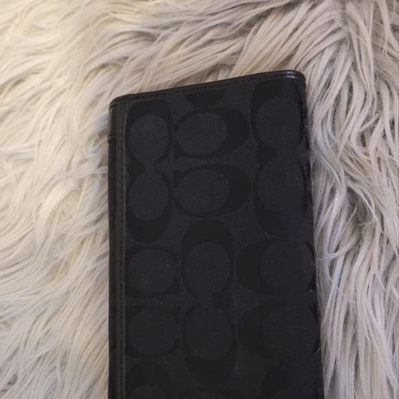 Coach Wallet - Picture 7 of 7